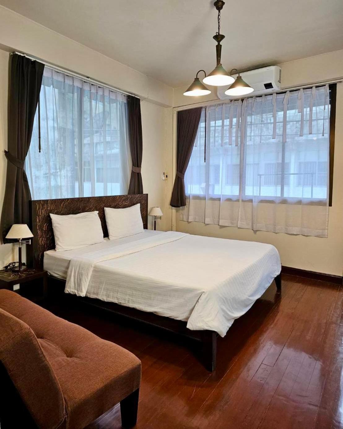 Baan Glang Soi Restaurant & Guesthouse Bangkok Room photo