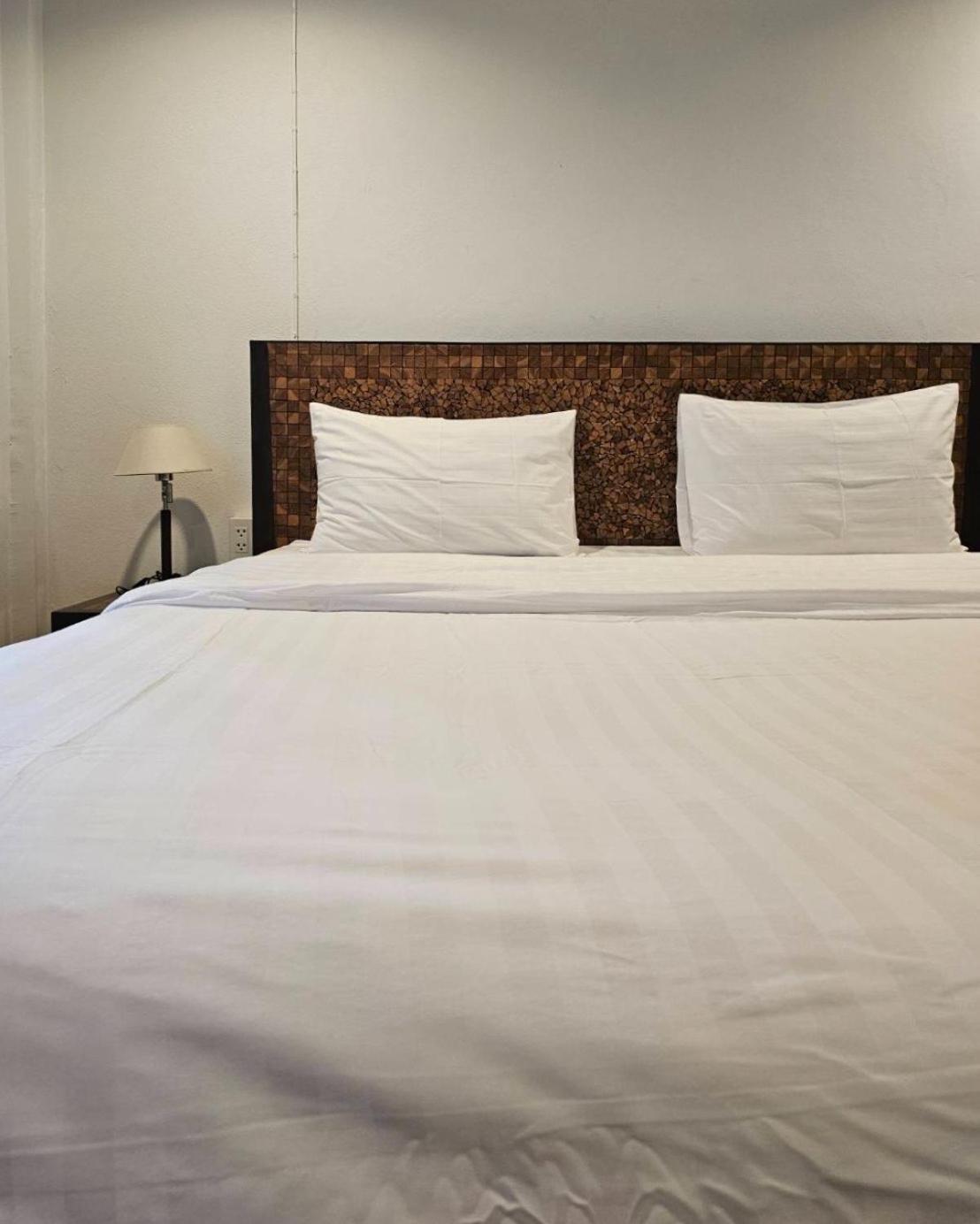 Baan Glang Soi Restaurant & Guesthouse Bangkok Room photo