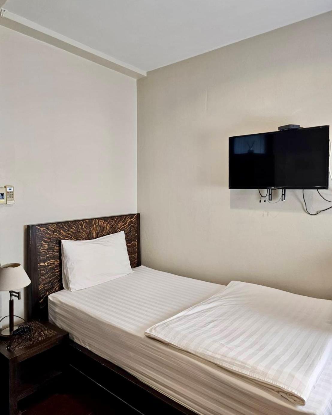 Baan Glang Soi Restaurant & Guesthouse Bangkok Room photo