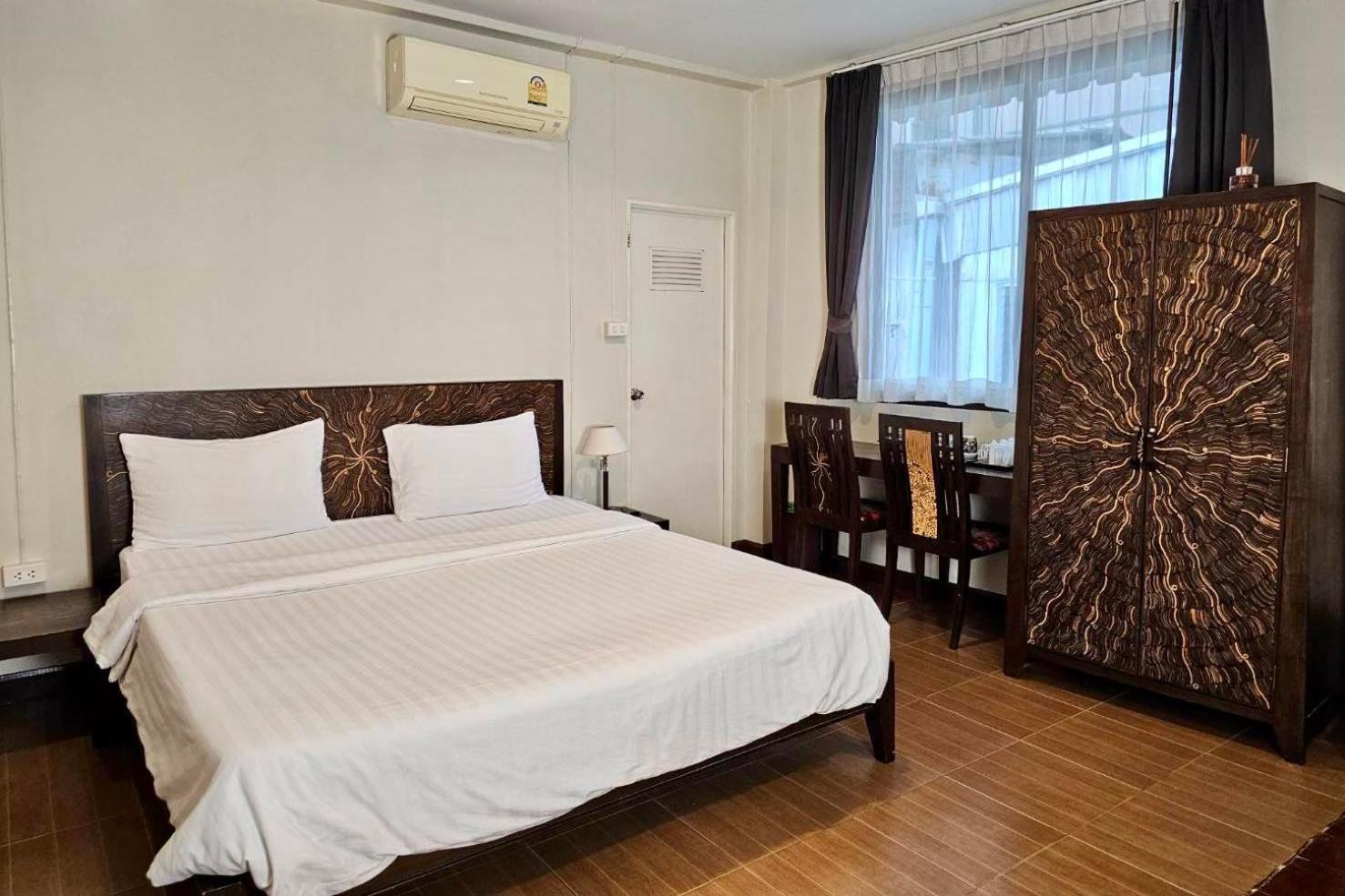 Baan Glang Soi Restaurant & Guesthouse Bangkok Room photo