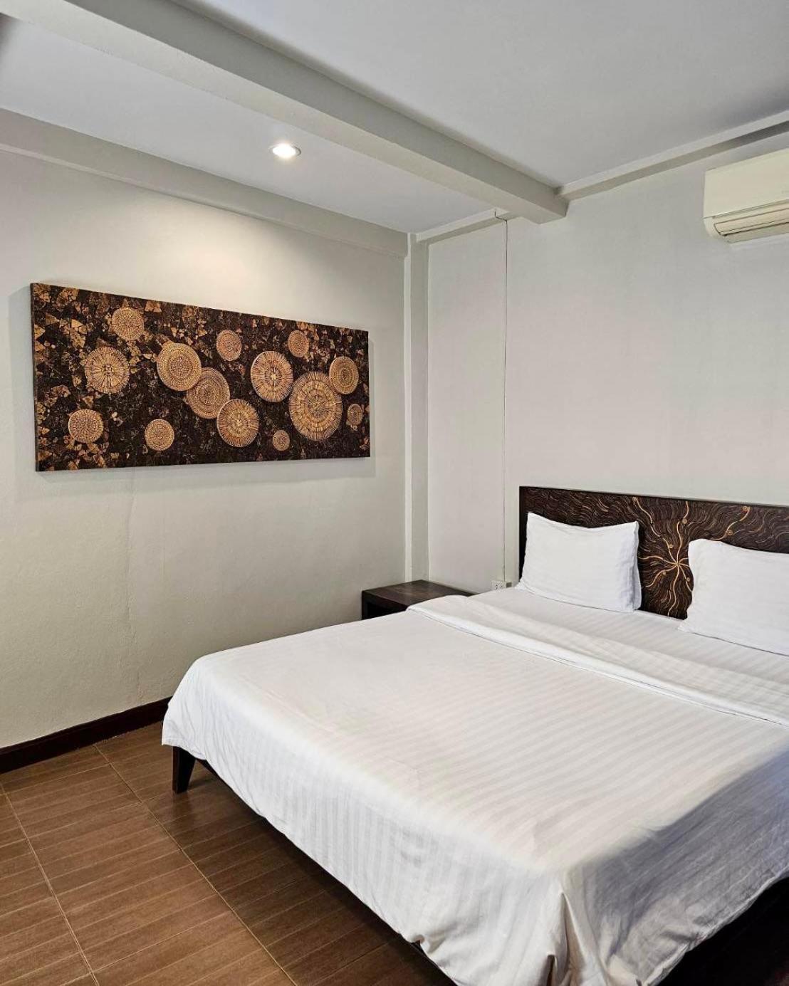 Baan Glang Soi Restaurant & Guesthouse Bangkok Room photo