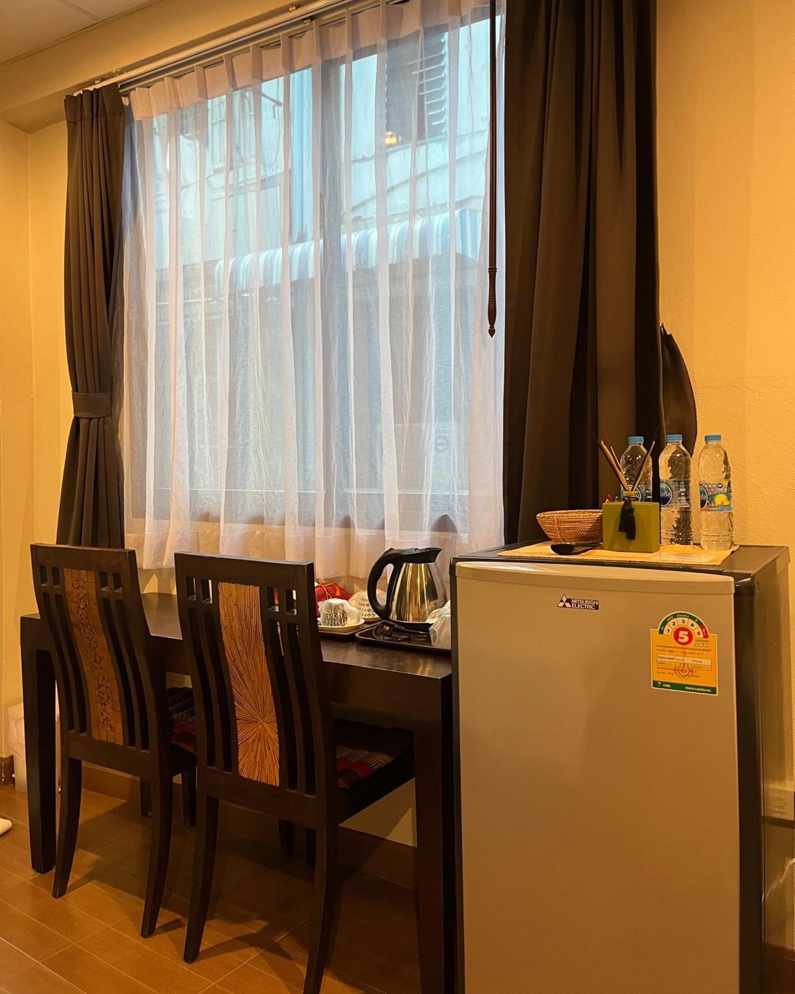 Baan Glang Soi Restaurant & Guesthouse Bangkok Room photo